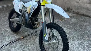 Husqvarna TE 150i (2023)  (3)