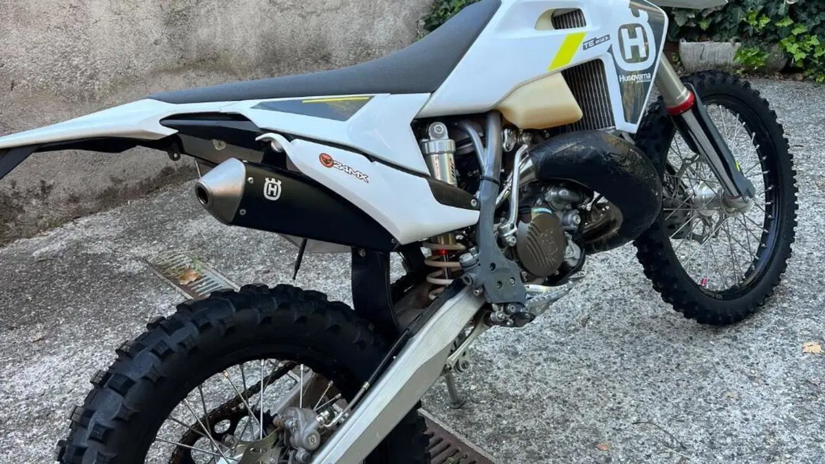 Husqvarna TE 150i (2023)  (4)