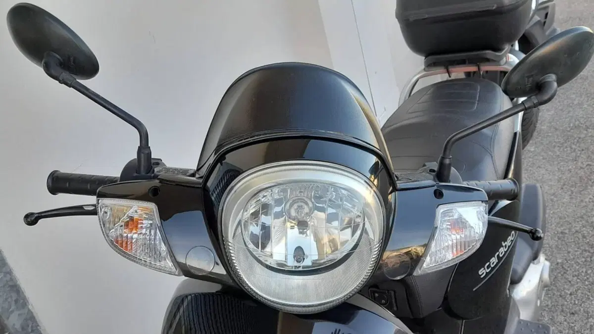 Aprilia Scarabeo 125 i.e. (2009 - 11)  (5)