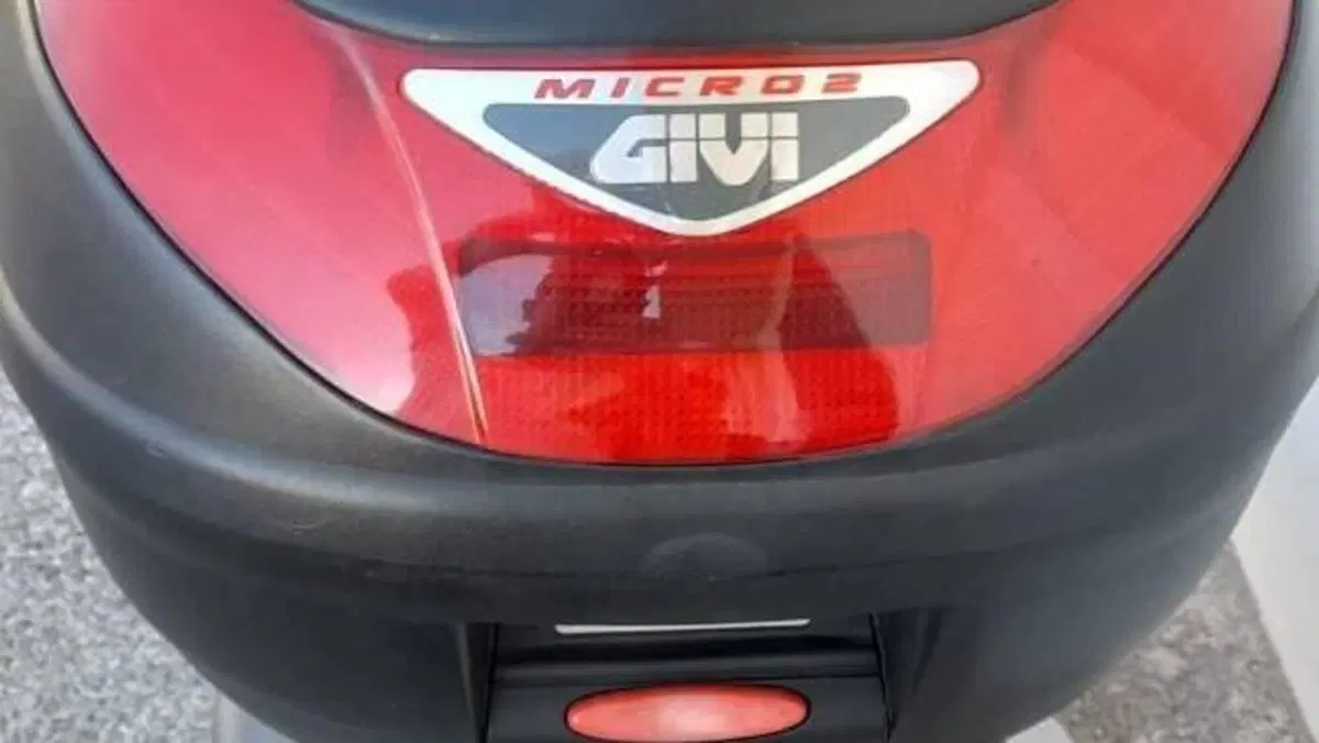 Aprilia Scarabeo 125 i.e. (2009 - 11)  (8)