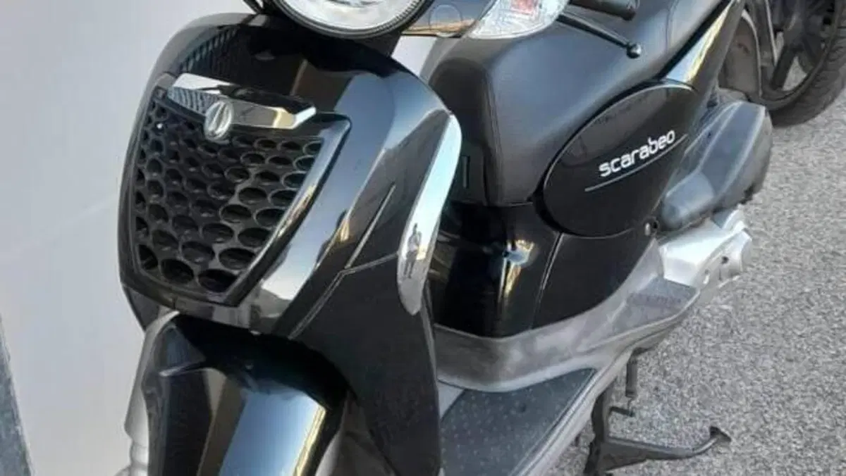 Aprilia Scarabeo 125 i.e. (2009 - 11)  (9)