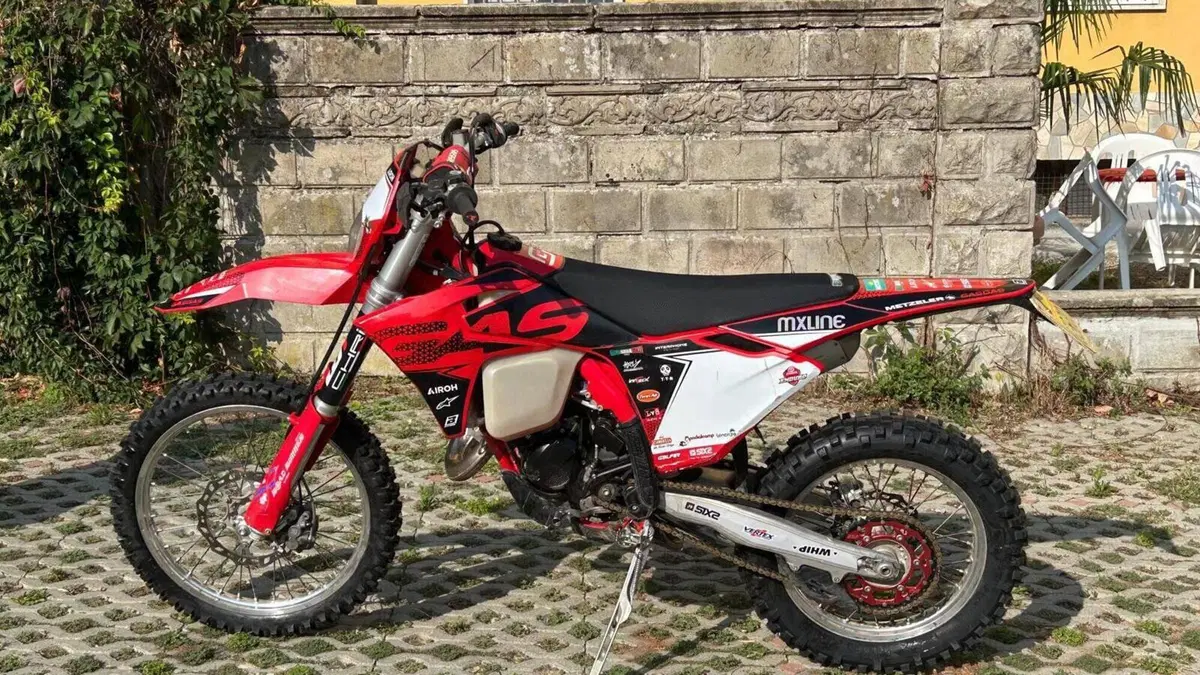 GASGAS EC 125 (2025) 