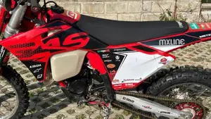 GASGAS EC 125 (2025)  (6)