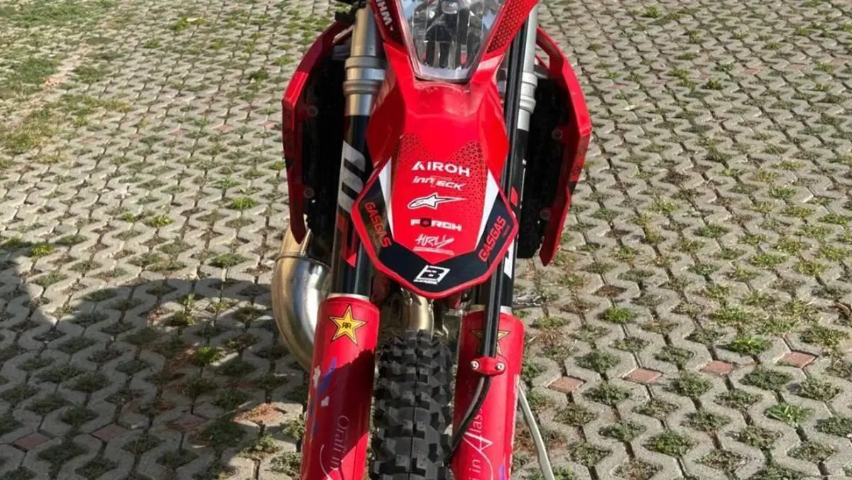 GASGAS EC 125 (2025)  (7)