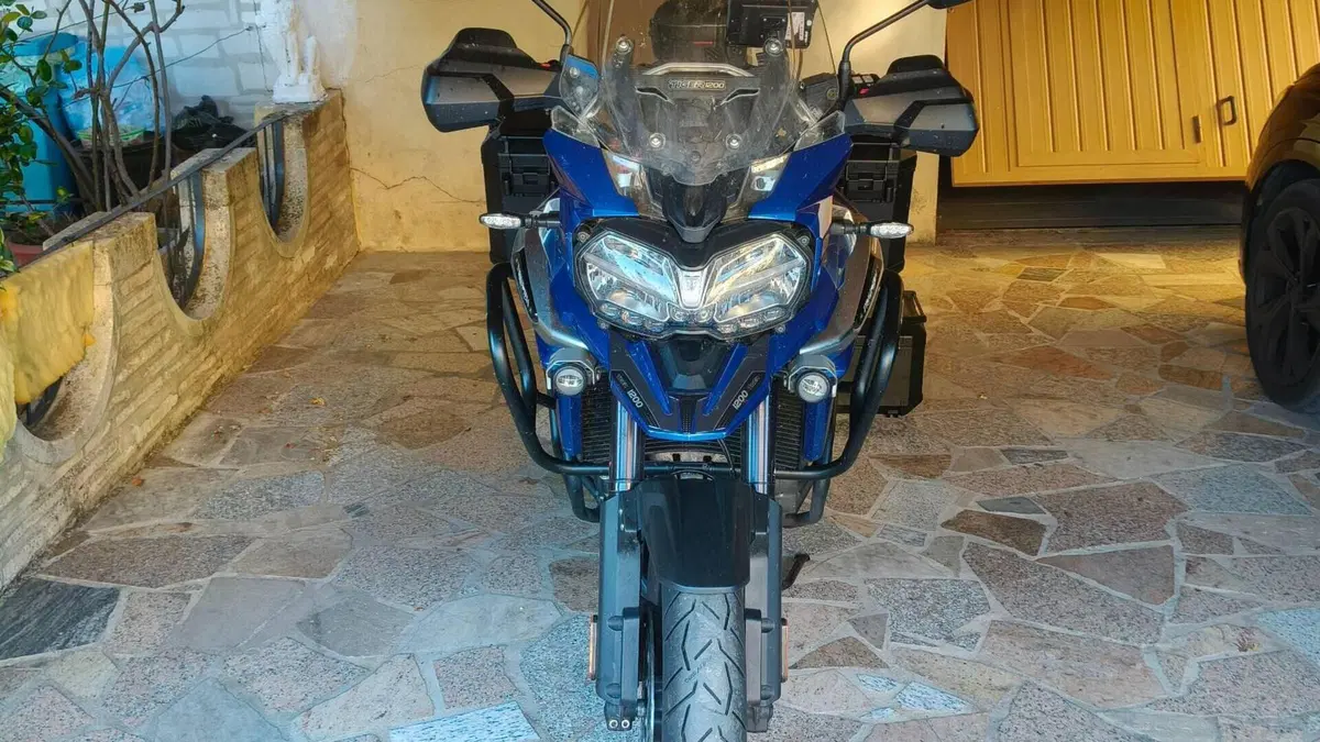 Triumph Tiger 1200 XRt (2018 - 20)  (2)