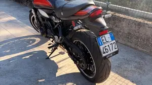 Kawasaki Z 900 RS (2018 - 20)  (3)