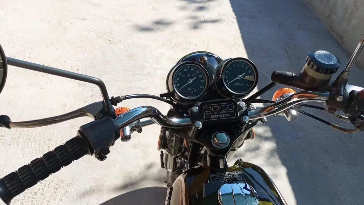 Honda CB 350 Four  (3)