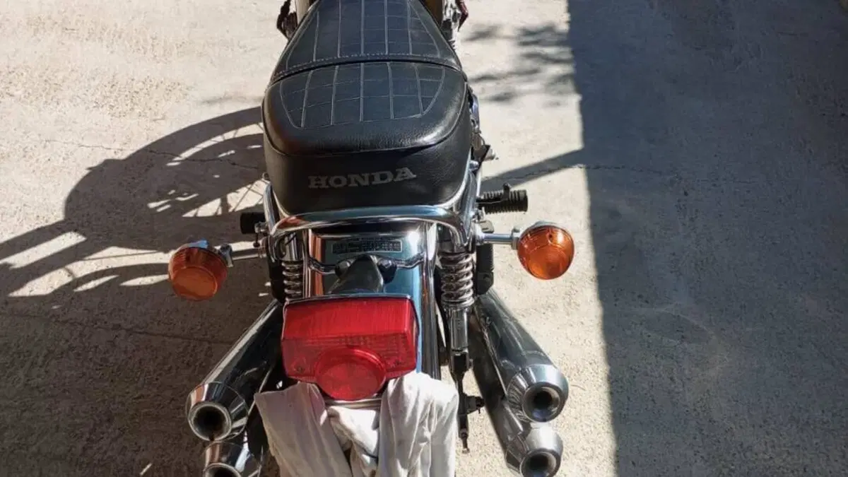 Honda CB 350 Four  (6)