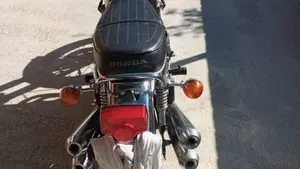 Honda CB 350 Four  (6)