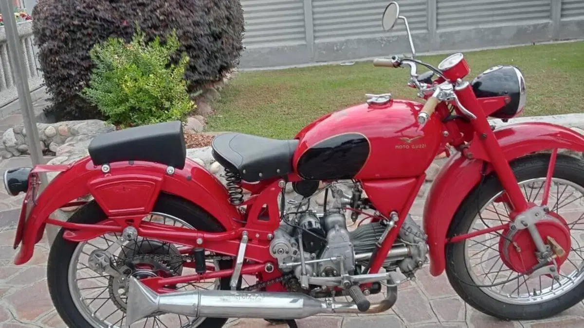 Moto Guzzi   (3)