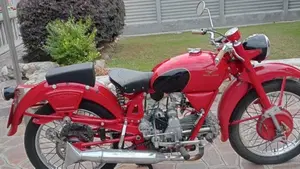 Moto Guzzi   (3)