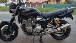 Yamaha XJR 1300 (2002 - 06)  (6)