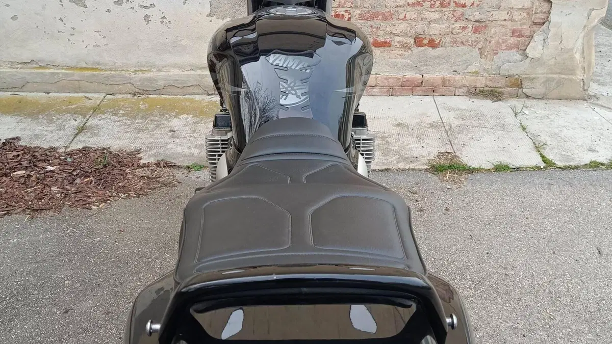 Yamaha XJR 1300 (2002 - 06)  (8)