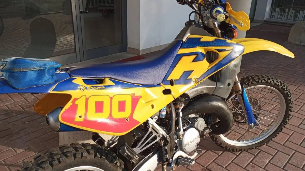 Husqvarna   (4)