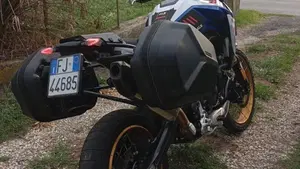 Bmw F 900 GS (2024 - 26)  (2)