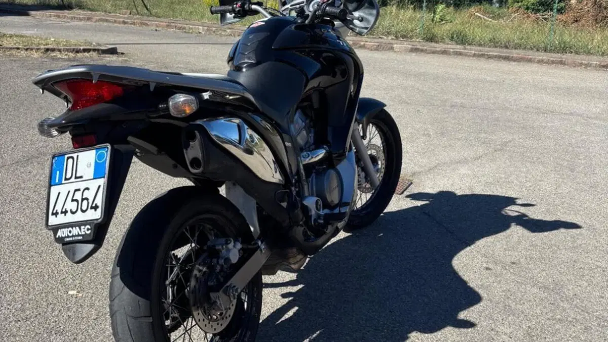 Honda Transalp XL 700 V (2007 - 13)  (4)