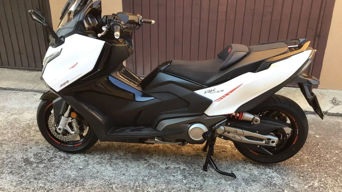 Kymco AK 575 Premium (2025 - 26) 