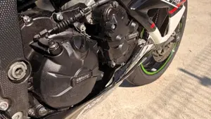 Kawasaki Ninja 600 ZX-6R (2009 - 16)  (3)