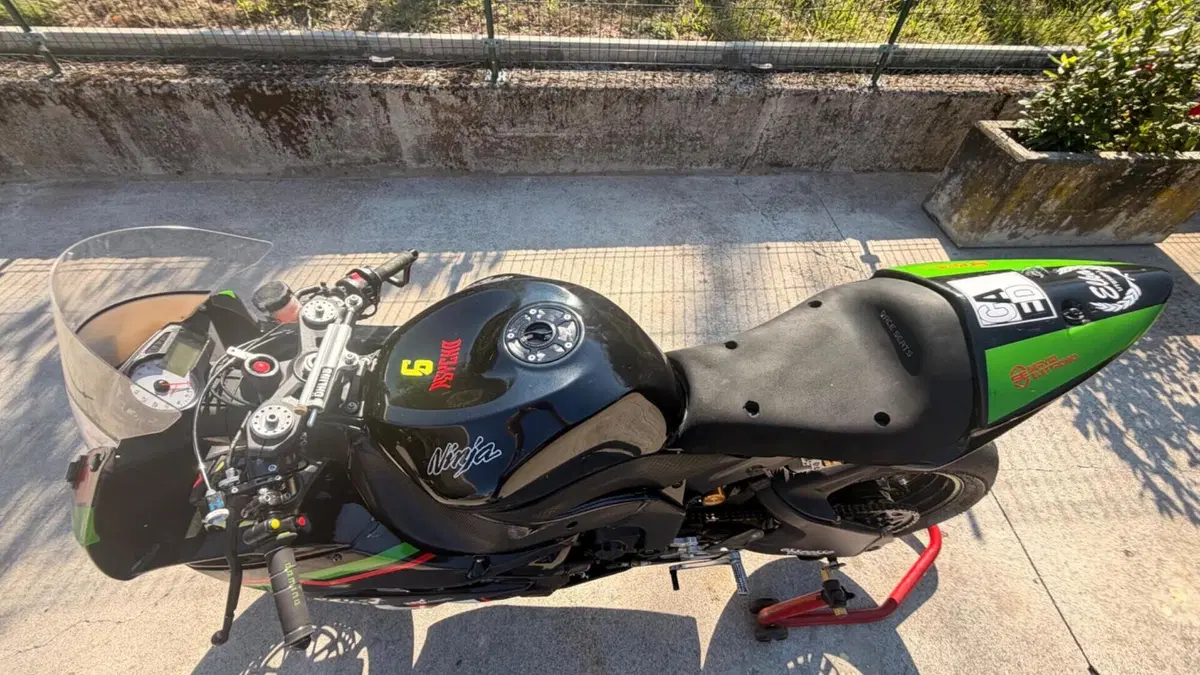 Kawasaki Ninja 600 ZX-6R (2009 - 16)  (6)