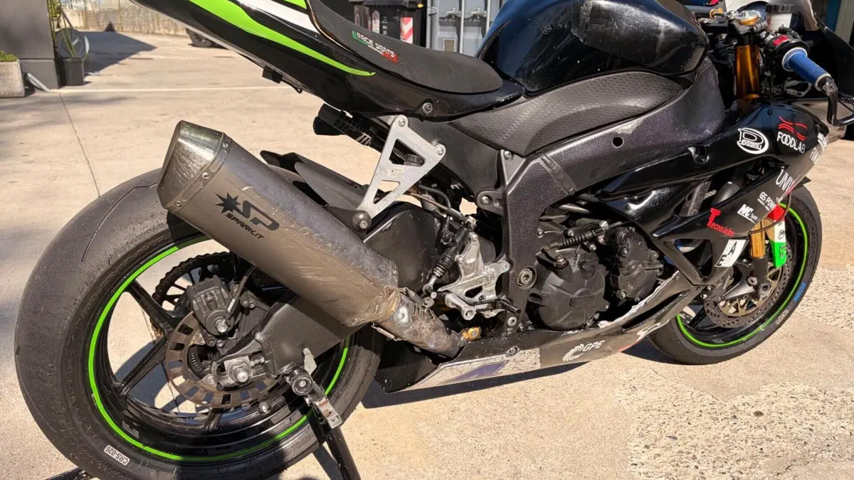 Kawasaki Ninja 636 ZX-6R (2019 - 20)  (6)