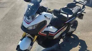 Honda X-ADV 750 (2017)  (3)