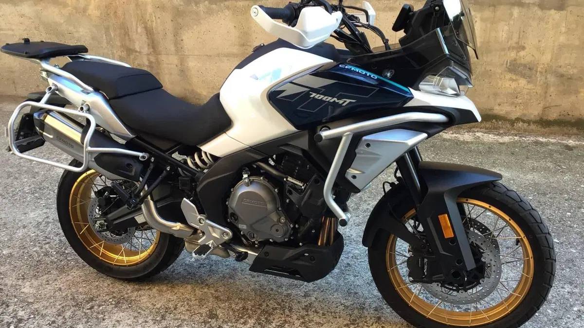 CFMOTO 700MT Adventure (2025 - 26) 