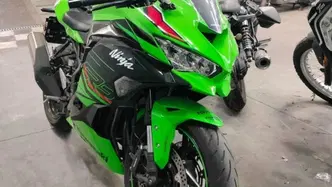 Kawasaki Ninja ZX-4RR (2024 - 27)
