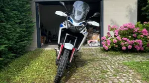 Honda Africa Twin CRF 1100L ES (2024 - 26)  (3)