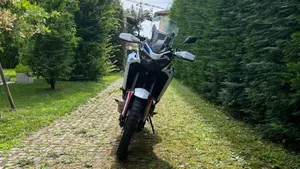 Honda Africa Twin CRF 1100L ES (2024 - 26)  (4)