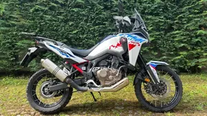Honda Africa Twin CRF 1100L ES (2024 - 26)  (5)