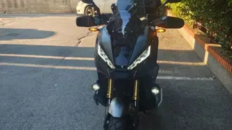 Honda X-ADV 750 DCT Travel (2021 - 24) usata