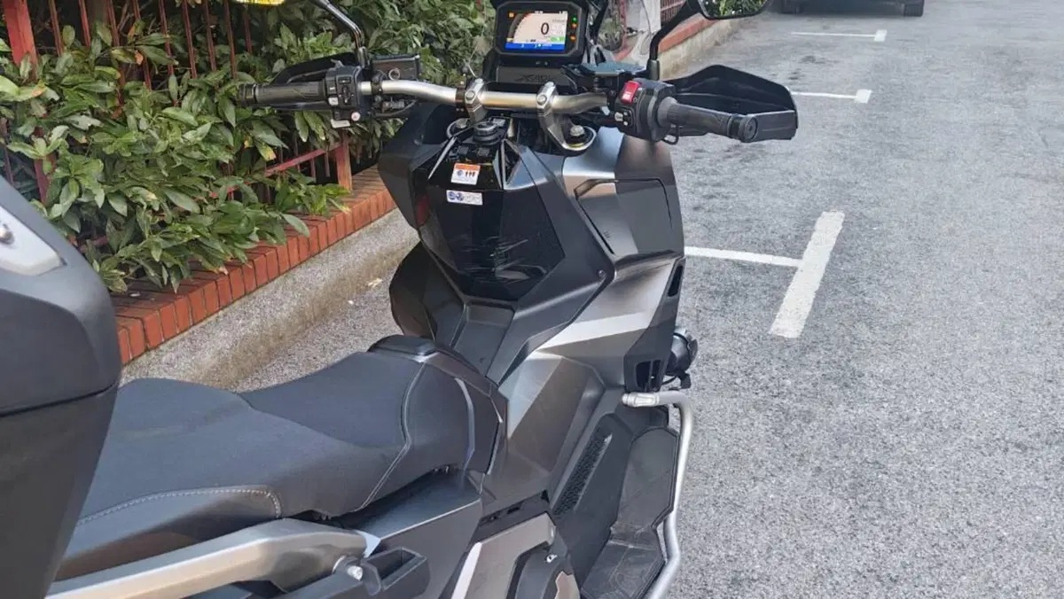 Honda X-ADV 750 DCT Travel (2021 - 24)  (4)