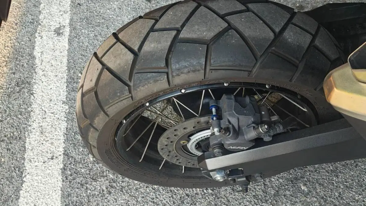 Honda X-ADV 750 DCT Travel (2021 - 24)  (9)