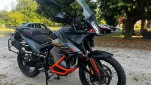 KTM 890 Adventure (2021 - 22)  (5)