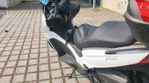Kymco X-Town 300i ABS (2016 - 20)  (2)