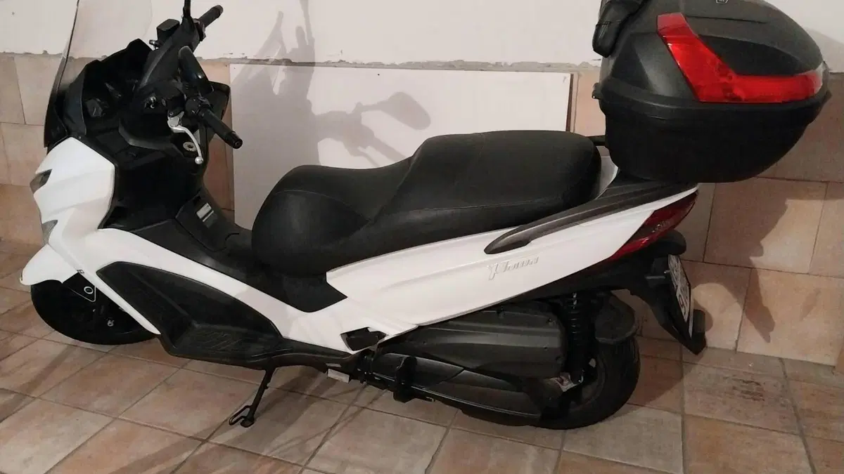 Kymco X-Town 300i ABS (2016 - 20)  (4)