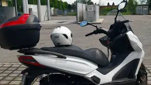 Kymco X-Town 300i ABS (2016 - 20)  (8)