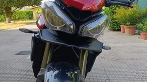 Triumph Street Triple 765 RS (2023 - 26)  (2)