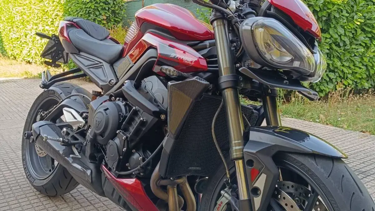 Triumph Street Triple 765 RS (2023 - 26)  (3)