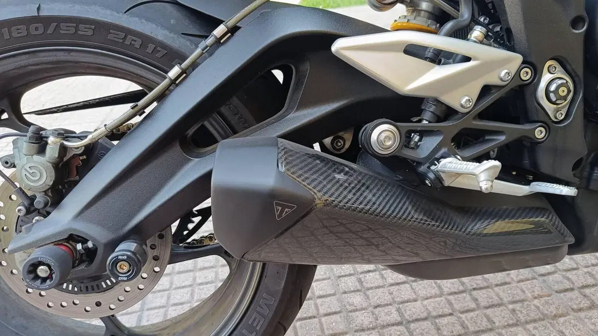 Triumph Street Triple 765 RS (2023 - 26)  (5)