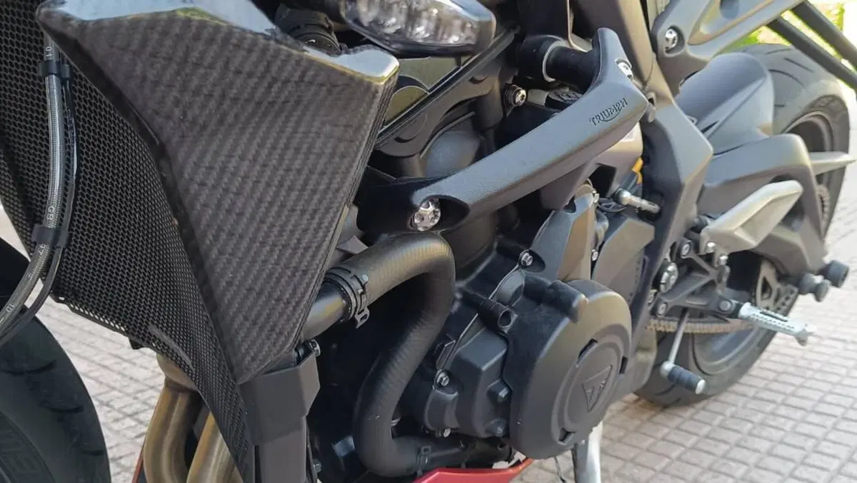 Triumph Street Triple 765 RS (2023 - 26)  (6)