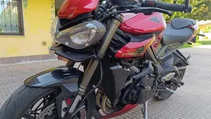 Triumph Street Triple 765 RS (2023 - 26)  (10)