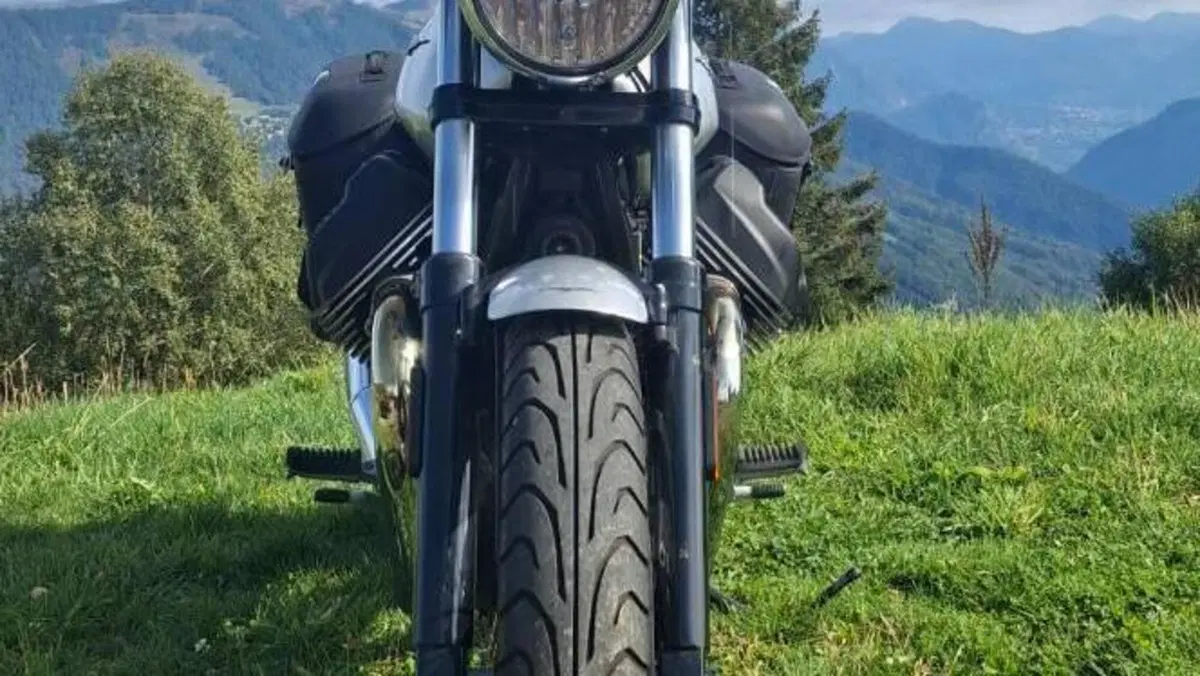 Moto Guzzi V7 III Special (2017 - 20)  (5)