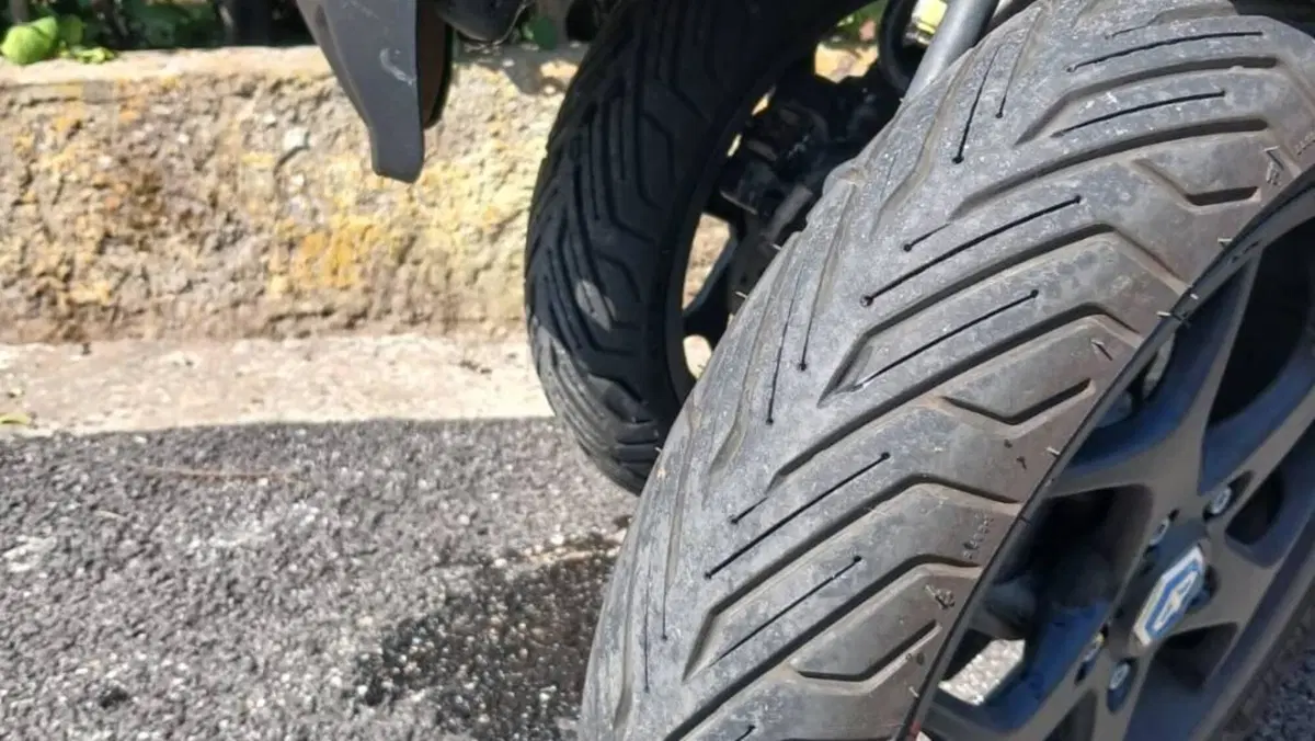 Piaggio Mp3 500 Hpe Sport Advanced (2019 - 20)  (11)