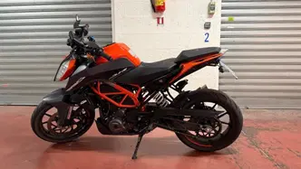 KTM 390 Duke (2021 - 23) usata
