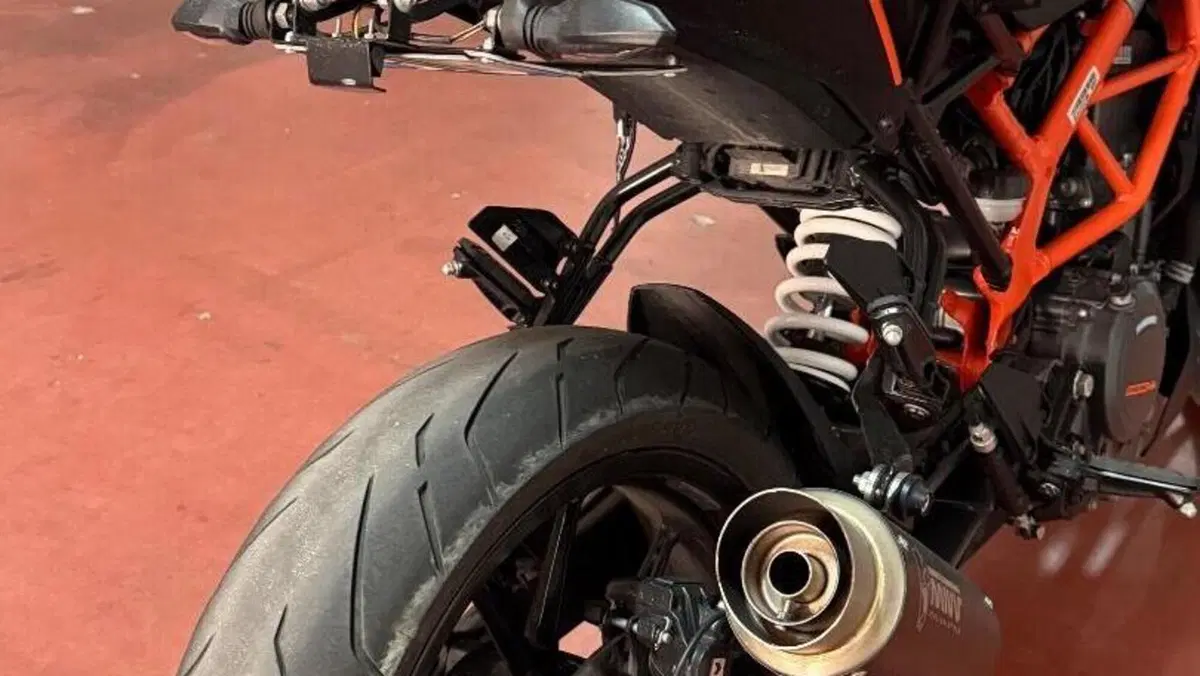 KTM 390 Duke (2021 - 23)  (5)
