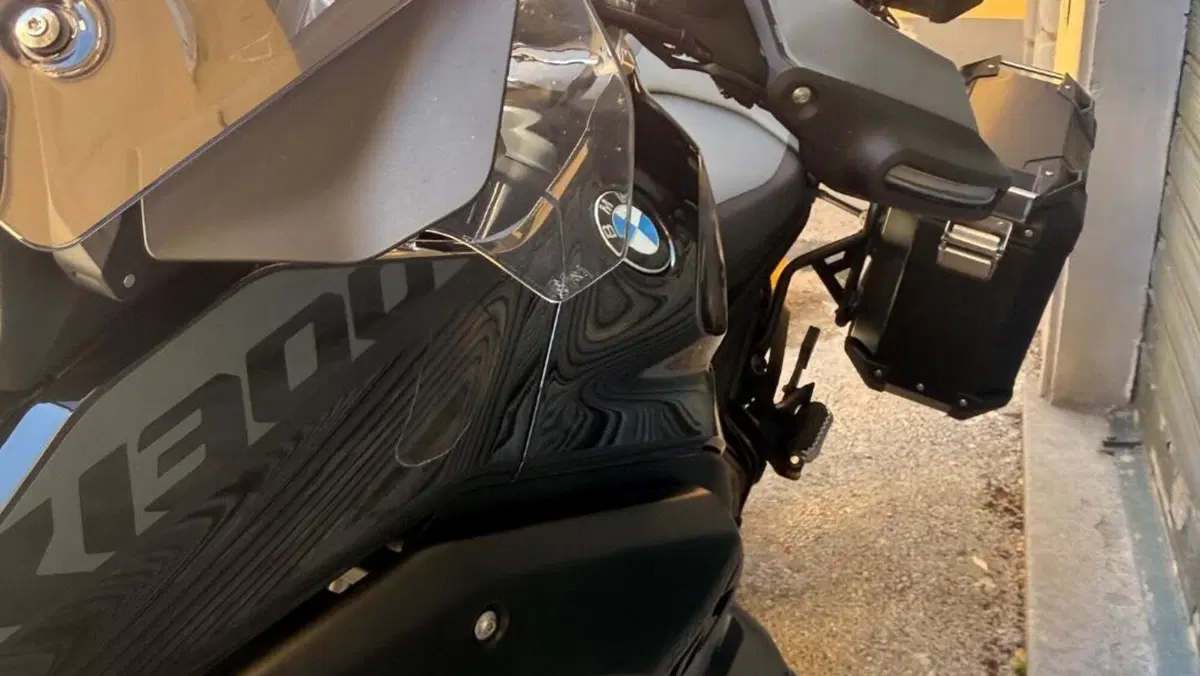 Bmw R 1300 GS Triple Black (2023 - 26)  (9)