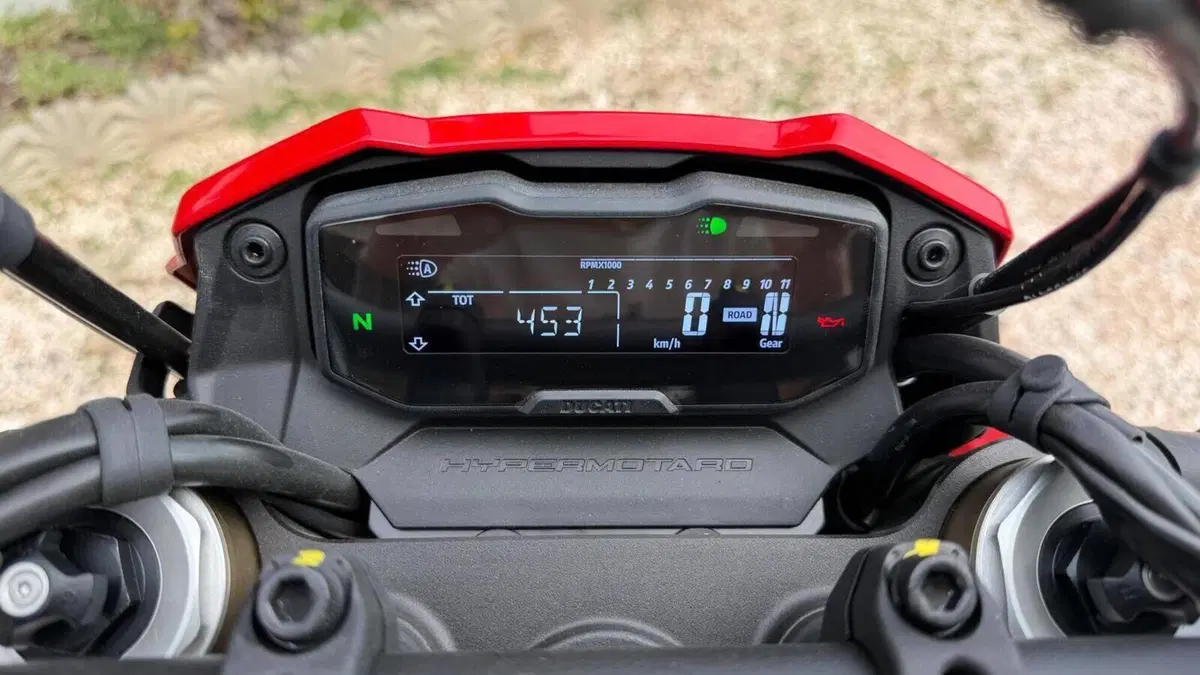 Ducati Hypermotard 698 Mono (2024 - 26)  (4)