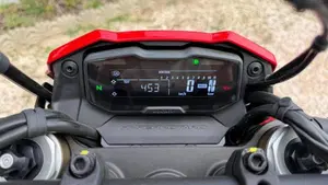 Ducati Hypermotard 698 Mono (2024 - 26)  (4)
