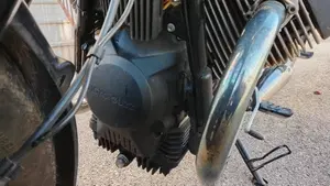 Moto Guzzi V7 II Stone (2015 - 17)  (7)
